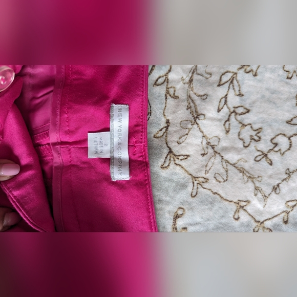 Shorts - Picture 2 of 6